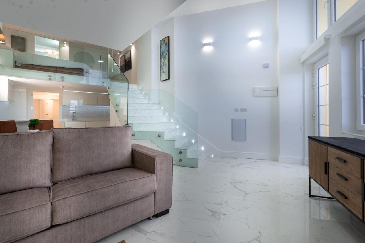 Beachfront Maisonette غيبرالتار المظهر الخارجي الصورة